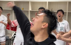 同曦進季后賽，全員歡騰潑水，劉家成、郭昊文狂歡，曾霸氣日霸氣喊話！