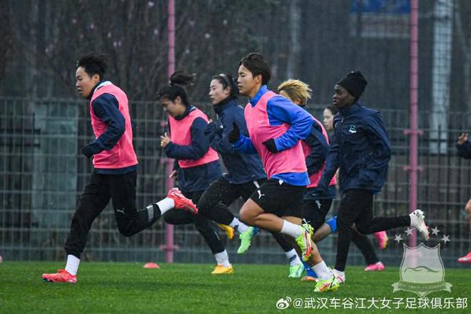 武漢女足主帥：全運爭金，亞冠遠行。