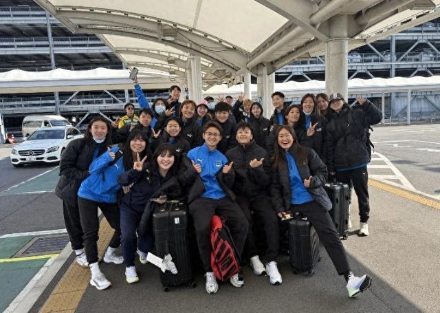 武漢女足赴日參戰(zhàn)，王霜曬照：亞冠之旅啟程。