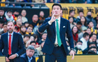 王博贊青島DJ水平高，鼓勵(lì)“事難成，終必做”。