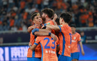 中超：久逢甘霖，贏拼雙響，泰山勝武漢三鎮(zhèn)3:1。