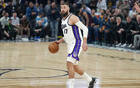 瓦蘭NBA合同有約束性，需買斷才可加盟其他隊(duì)。