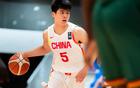 朱芳雨19歲新星狂砍25分，中國(guó)男籃后場(chǎng)大腿顯威！